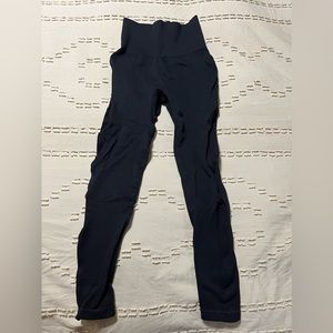 Zyia black ribbed leggings